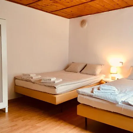 Guest house La Mama Pietroasa (Bihor)